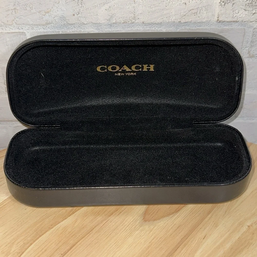 COACH Leather Clam Shell Closure Black Sunglass Eyeglass Case